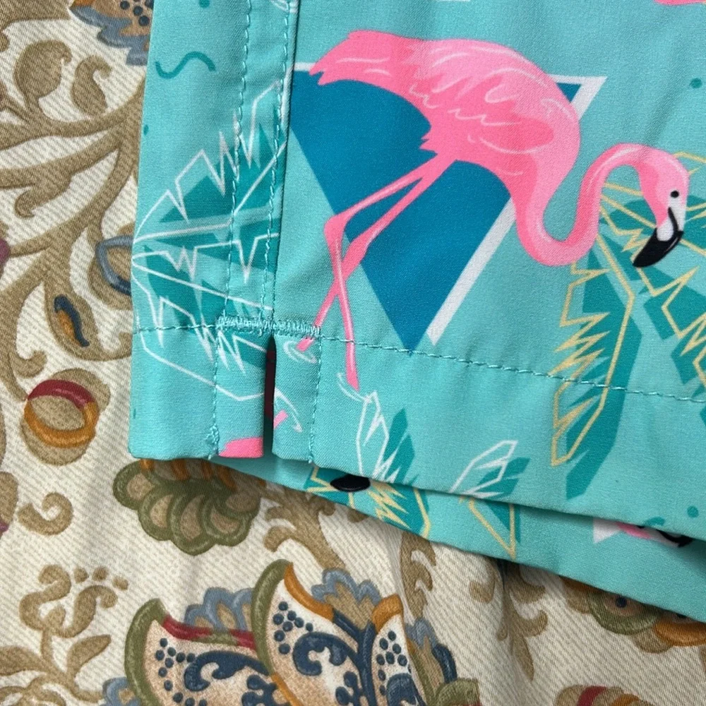 Chubbies Men’s Flamingo‎ Swim Trunks w/Elastic Band Blue/Pink Mesh Liner 2X